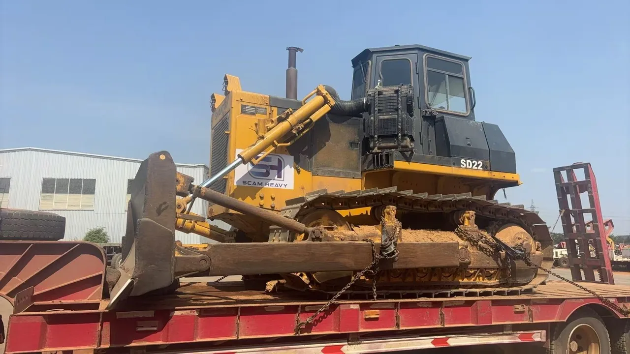 Transporte de bulldozer Shantui SD22 para um projeto em Angola